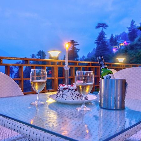 The Holiday Villa Resorts & Spa Manāli Exteriör bild