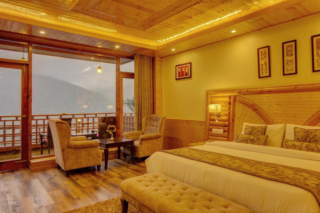 The Holiday Villa Resorts & Spa Manāli Exteriör bild